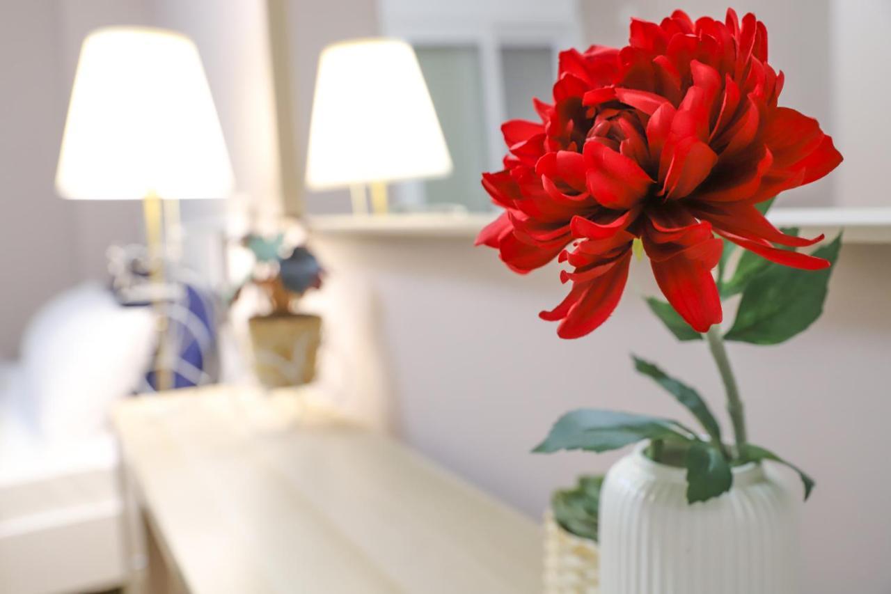 לוטראקי Luxury Seaview Apartment Con Vista מראה חיצוני תמונה